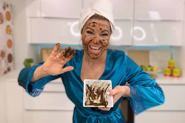 Mascarilla exfoliadora de café