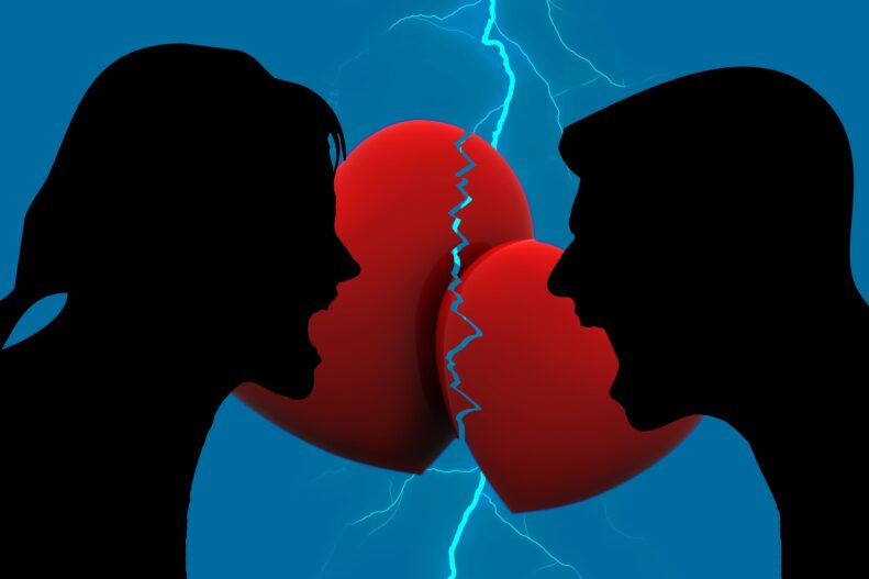 pelas de parejas-discusiones-reconciliacion