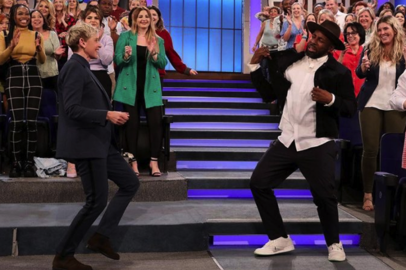Ellen DeGeneres baila con Stephen tWitch Boss durante su show