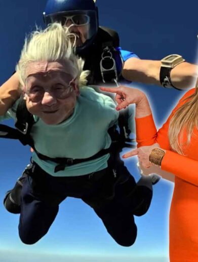 Dorothy Hoffner cuando se lanzó en paracaídas